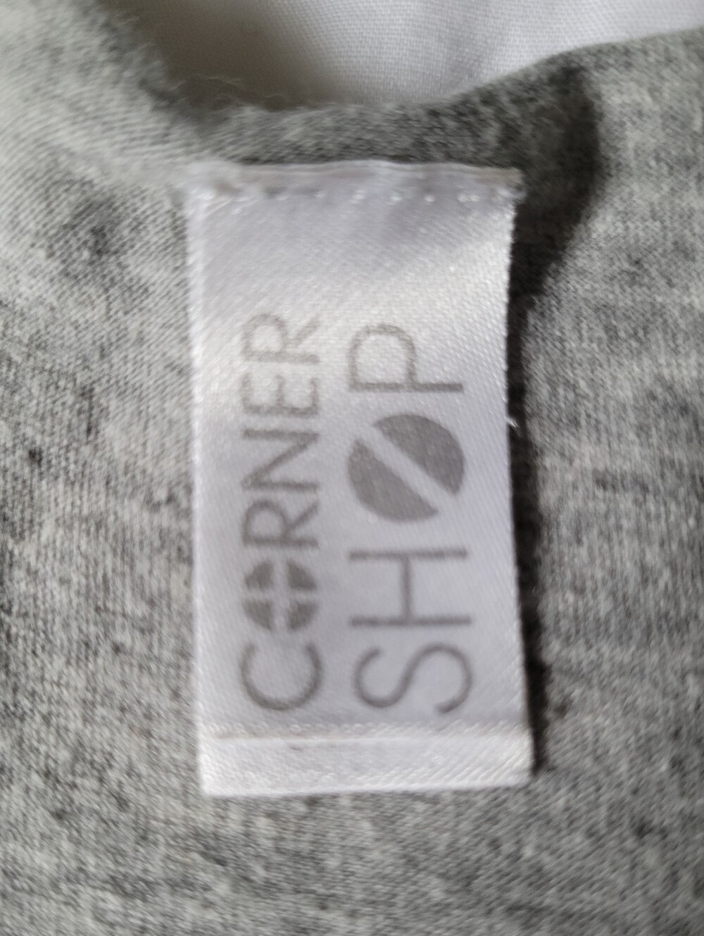 2/$15 🌼 Corner Shop Racerback Tank Top - Picture 5 of 7